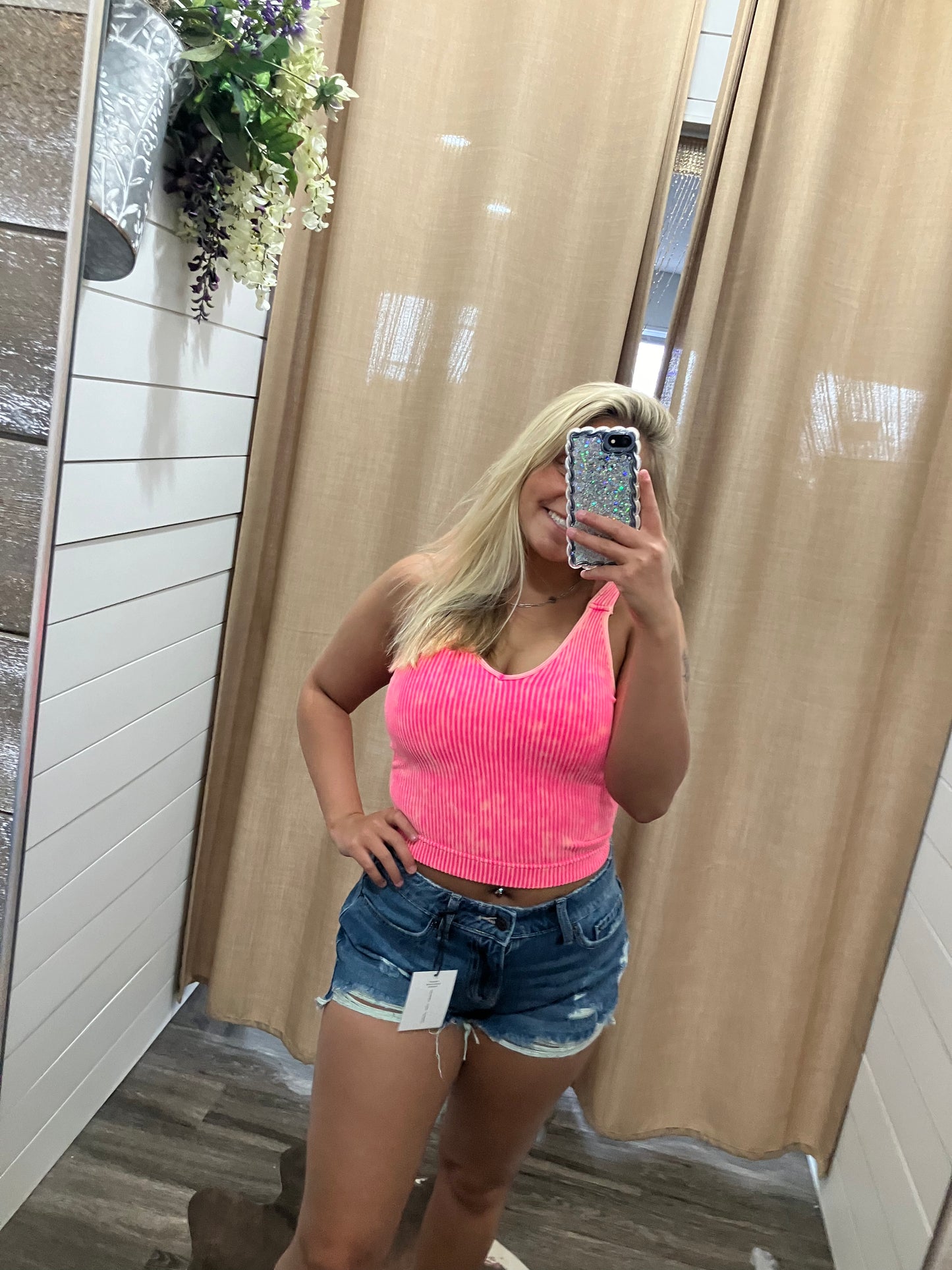 Zenana Ripped Medium washed Jean Shorts