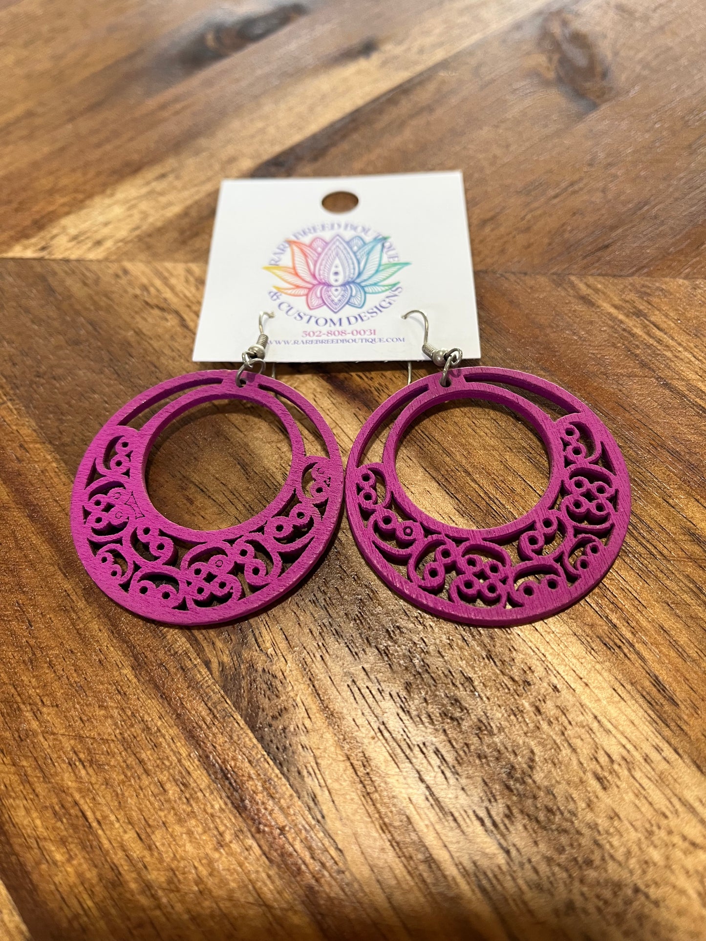 Wooden Circle With Opening
