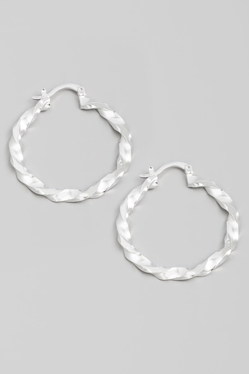 Circle Twist Latch Hoop Earrings