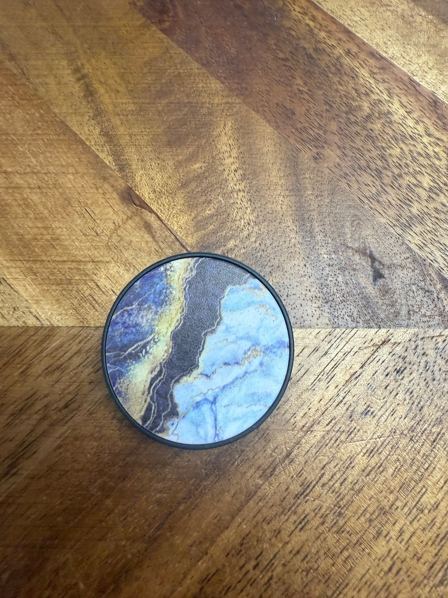 Plastic Pop Socket