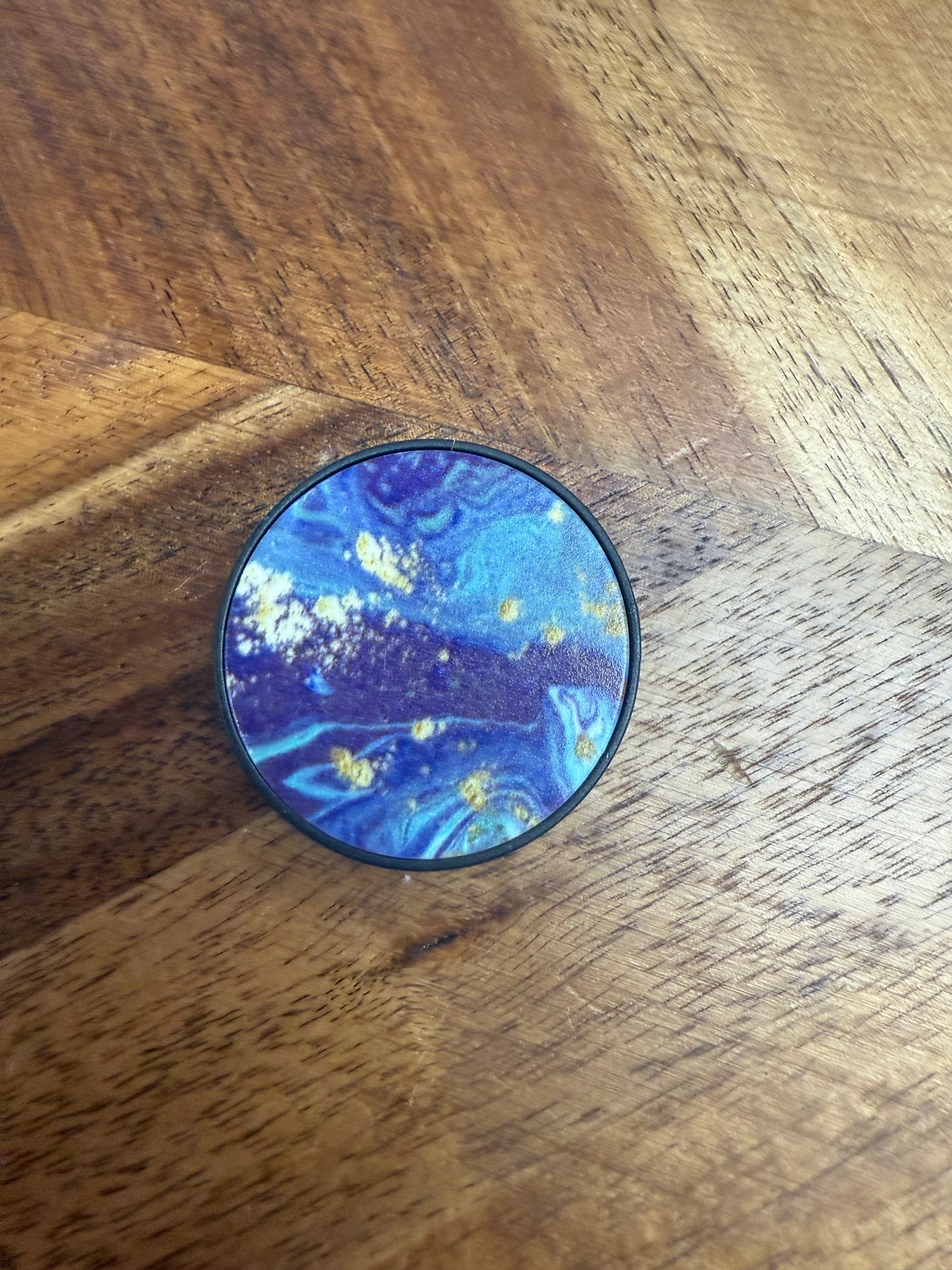 Plastic Pop Socket