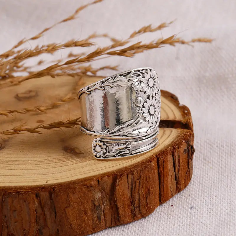 Retro Daisy Ring 925 Silver Plated Spoon Ring